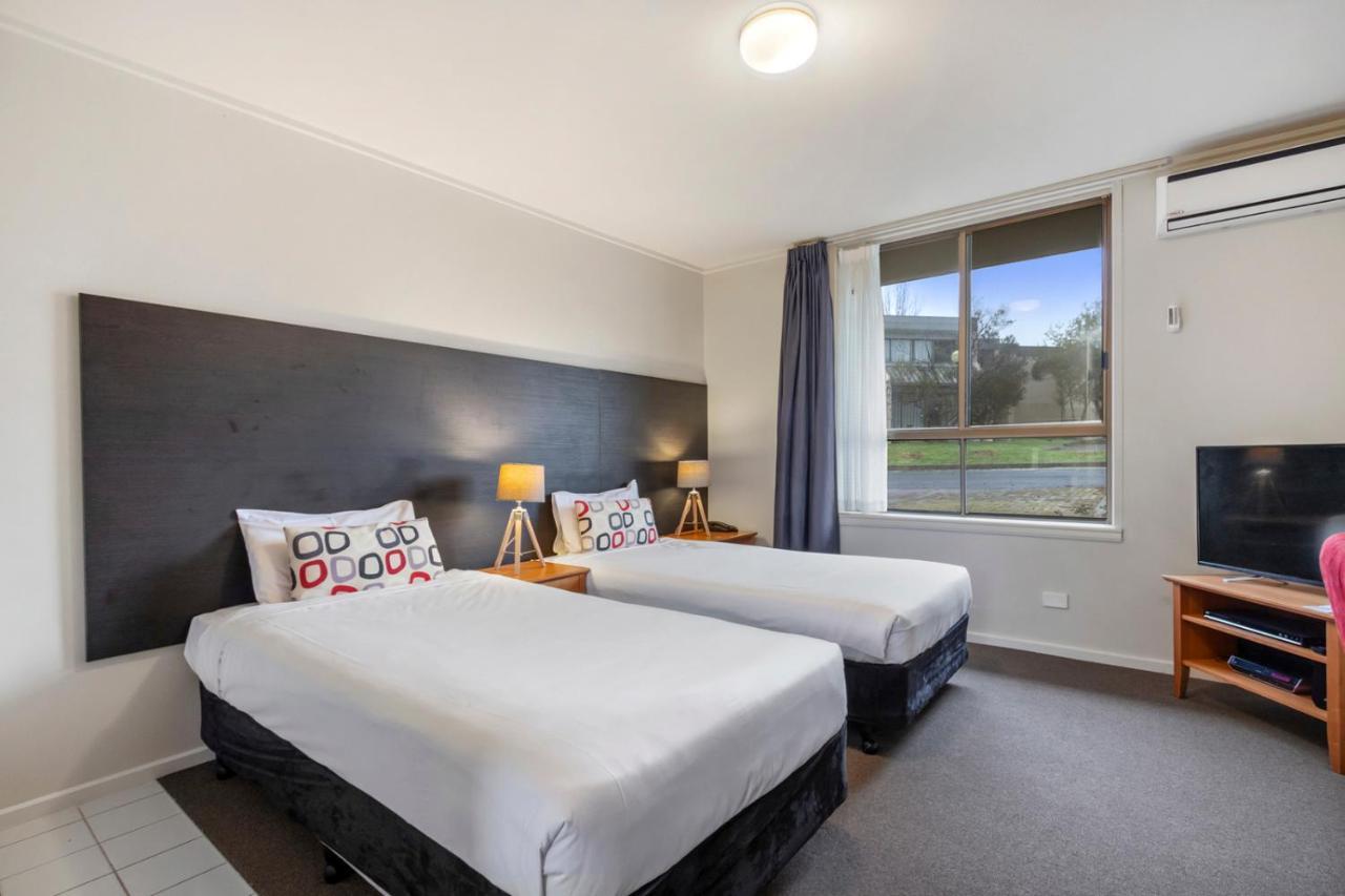 Knox International Hotel And Apartments Wantirna Екстериор снимка