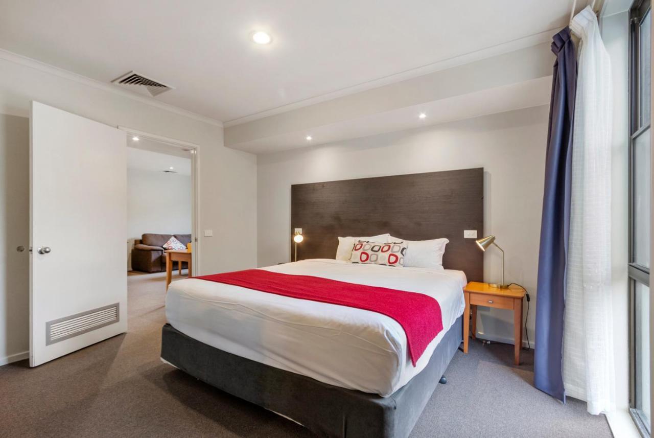 Knox International Hotel And Apartments Wantirna Екстериор снимка