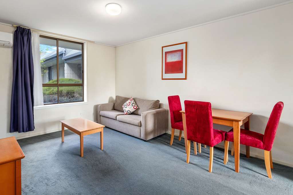 Knox International Hotel And Apartments Wantirna Стая снимка